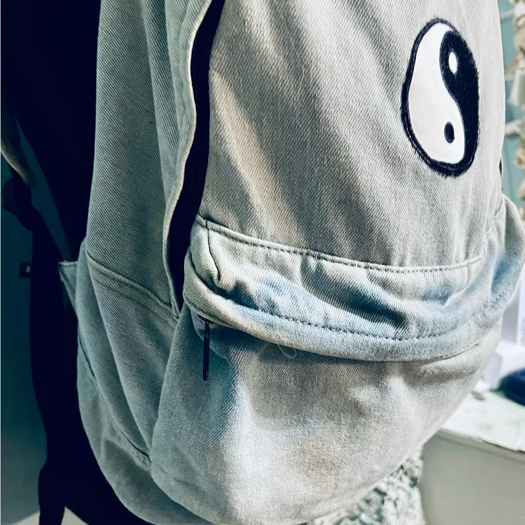 Urban Outfitters Yin & Yang Backpack Light Washed Distressed Denim Zip Unisex - Image 4