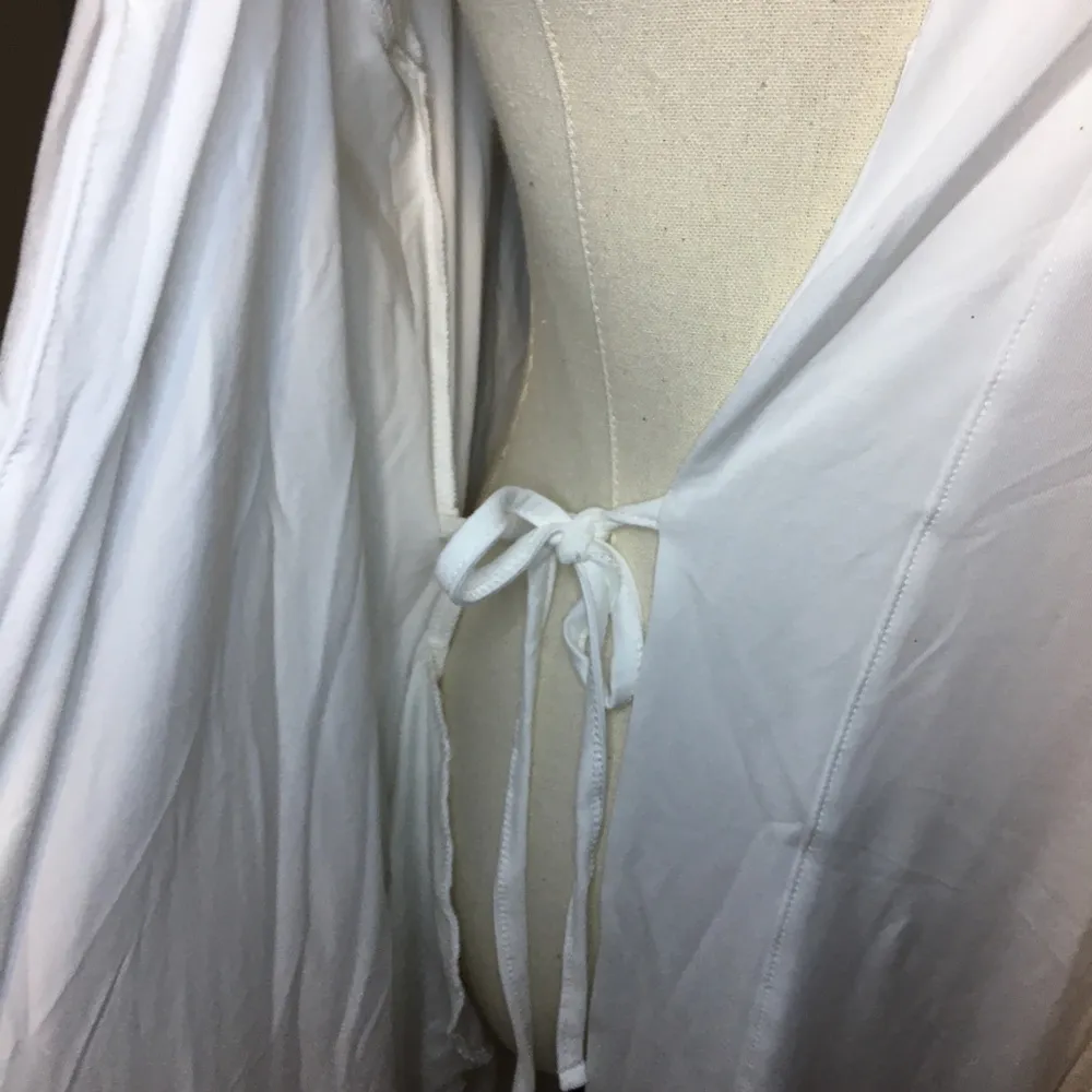 NINEXIS White Satin Kimono Sleepwear Robe Medium NWT - Image 5