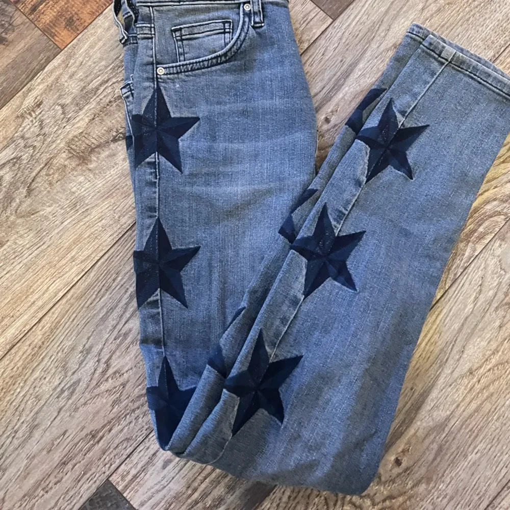 Top shop moto Jamie jeans with stars size 26 - Image 2