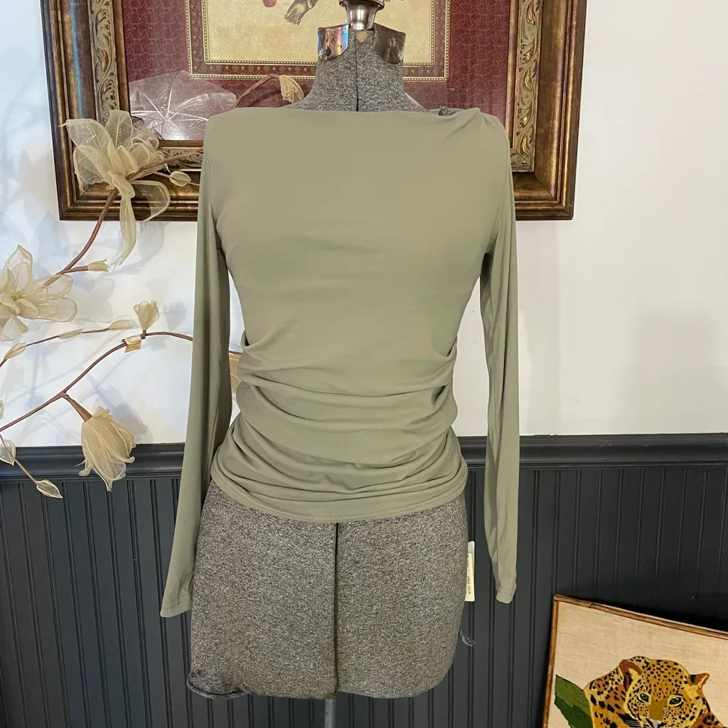 NWT OGL Side Ruched Boatneck Skin Kiss Brami Padded Built in Bra - Image 3