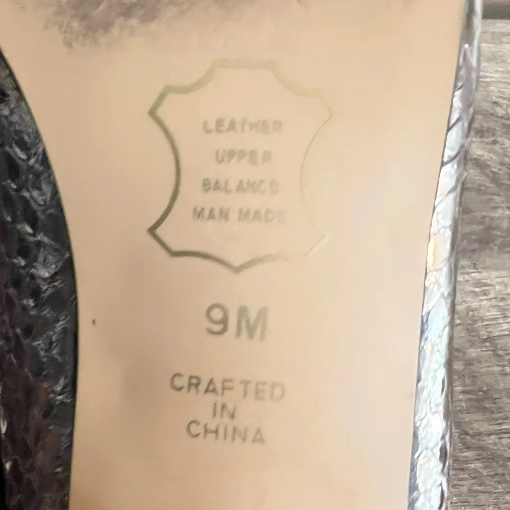 Vintage Vanna White Silver Heels Shoes Women’s Size 9 Leather Reptile Scale - Image 9