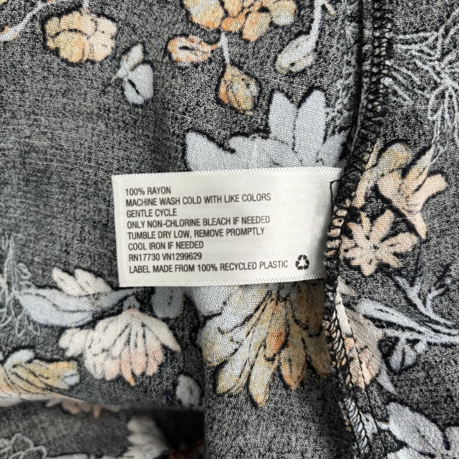 Xhilaration Midi Dress Womens Large Moody Floral Button Up Belted Flutter Sleeve - Image 10