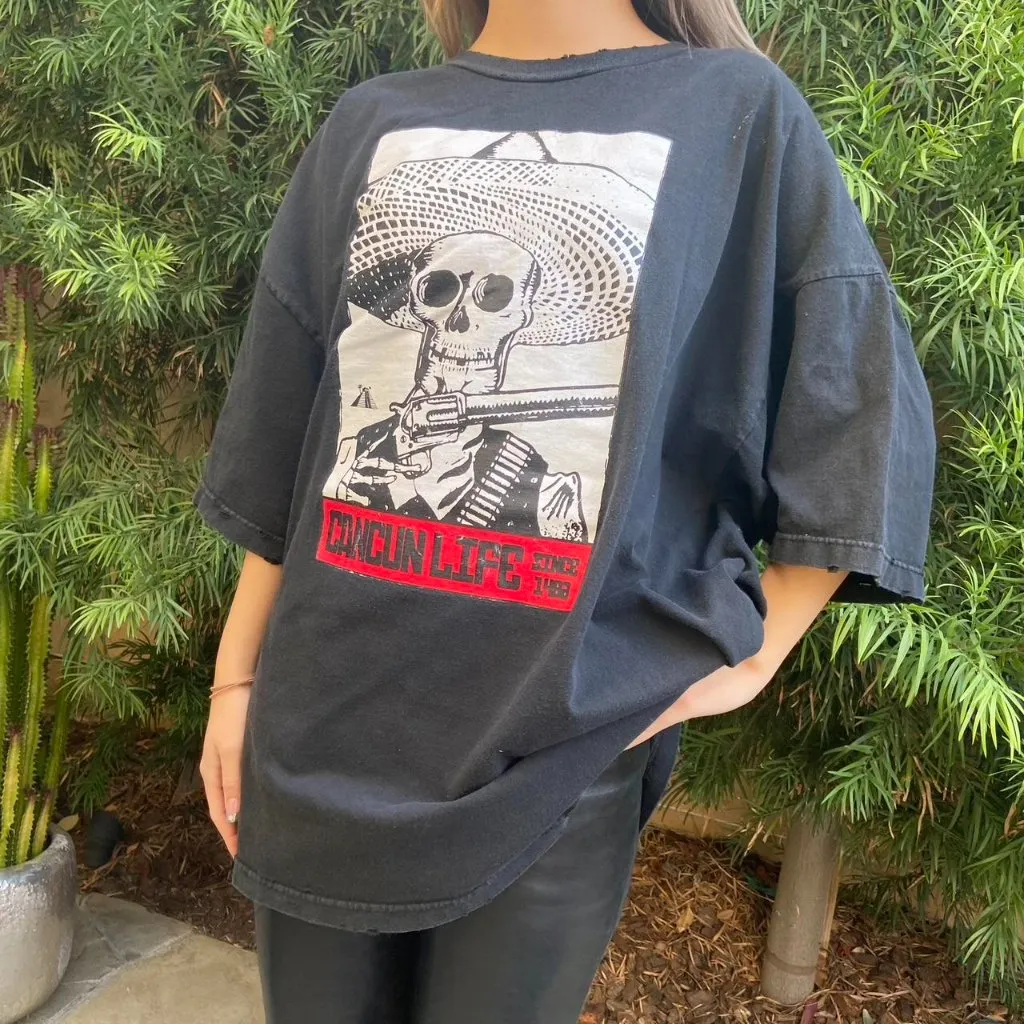 Skeleton Cancun T - Image 2