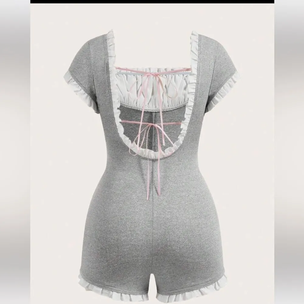 SheIn  stretchy unitard, ruffle hem, pull up, grey and white, sz L, NWOT - Image 3