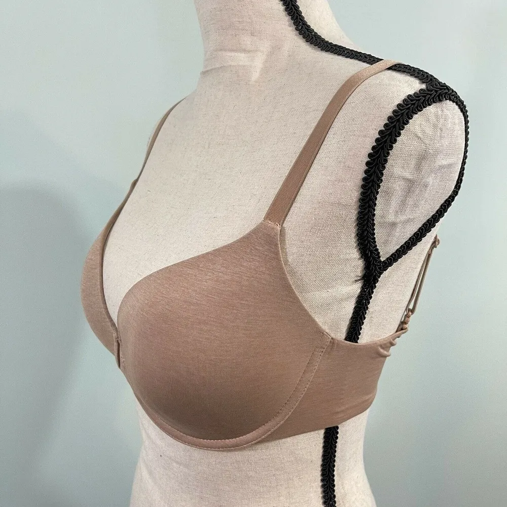 Victoria's Secret Beige Uplift Semi Demi Bra Size 32DD - Image 3