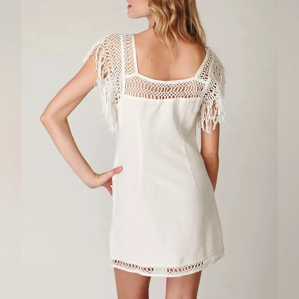 Free People Mexican Embroidered‎ Shift Dress - Size 0 - White/Black - EUC - Image 2