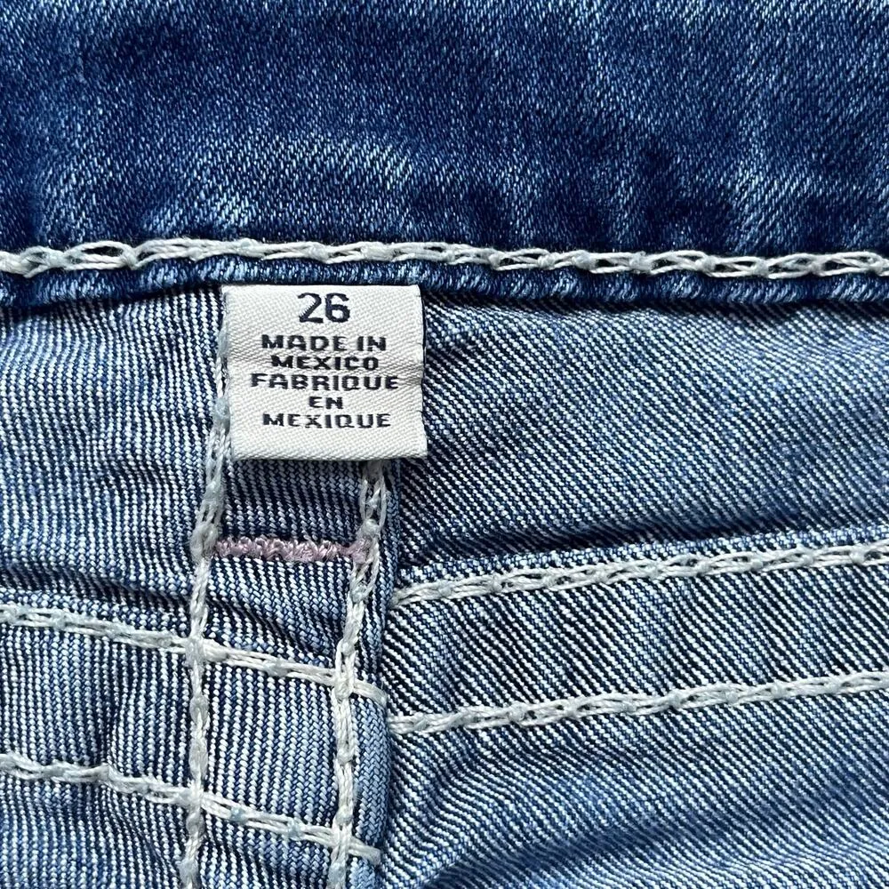 True Religion Women's Knee Length Short Rolled Cuffs Low Rise Denim Size 26 - Image 8