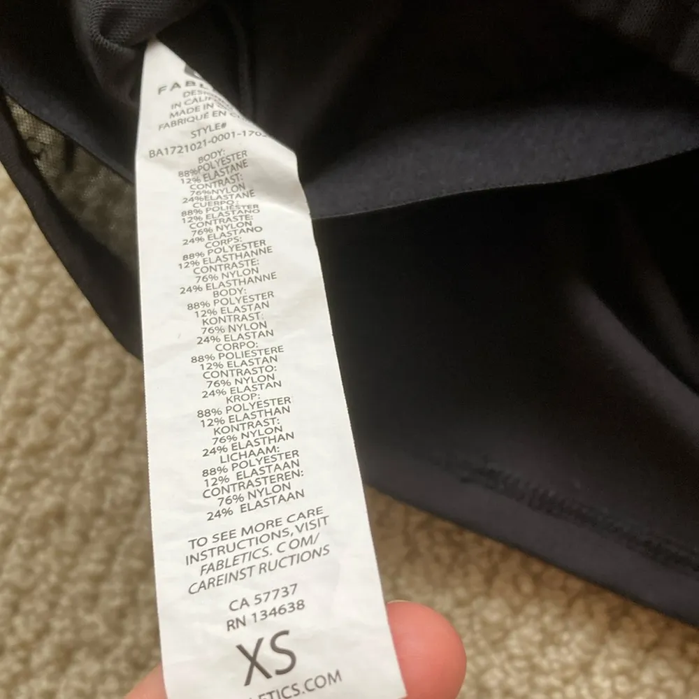 NEW FABLETICS Bluebell Midi Sports Bra Full Zip Black Crop Tank Padded XS NWOT - Image 9