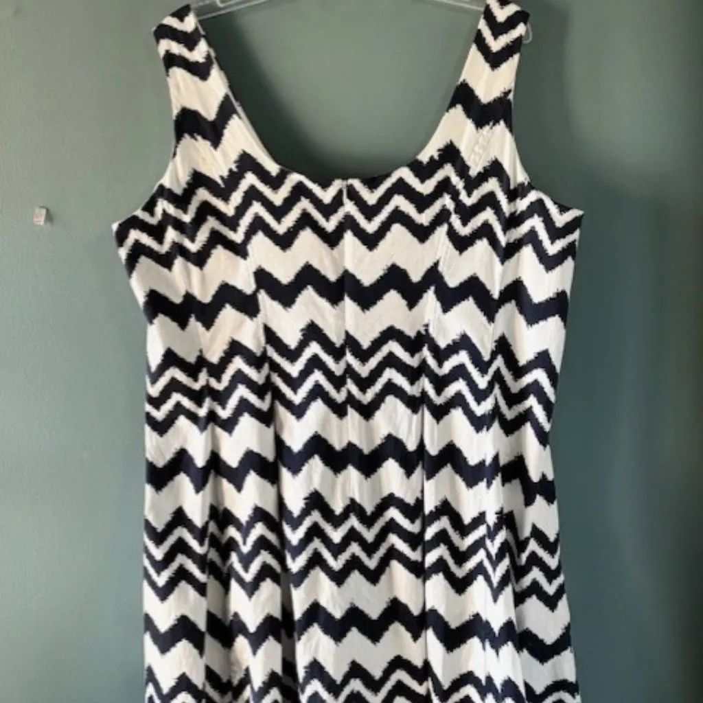 Nine West 18W Navy White Chevron Dress Red Trim Sleeveless Pockets Pleated Bold - Image 5