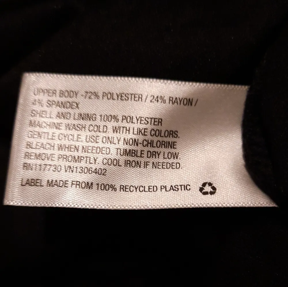 Sleeveless Black Dress Size Medium - Image 7