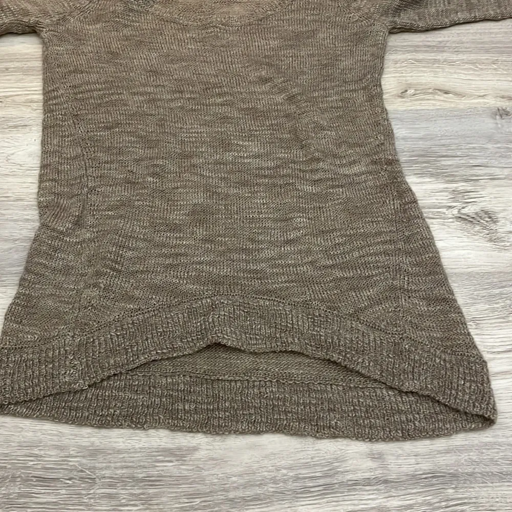 Heather Tan Lightweight Long Sleeve Sweater 40% Merino Wool Small - Image 11