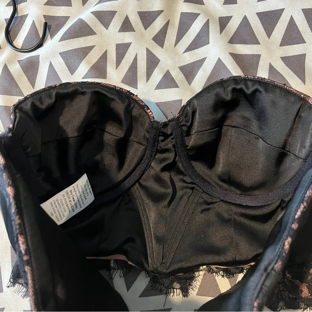 Mistress Rocks LA Black Tan‎ Lace Satin Sleeveless Cropped Bustier Top Size M - Image 7