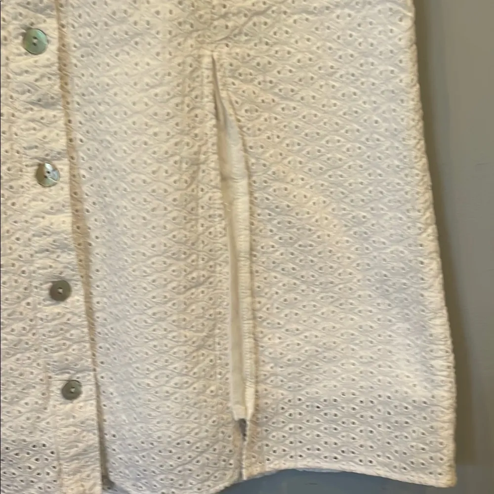 Avec Les Filles Elegant white Button-Down Skirt with two front slits - Image 2