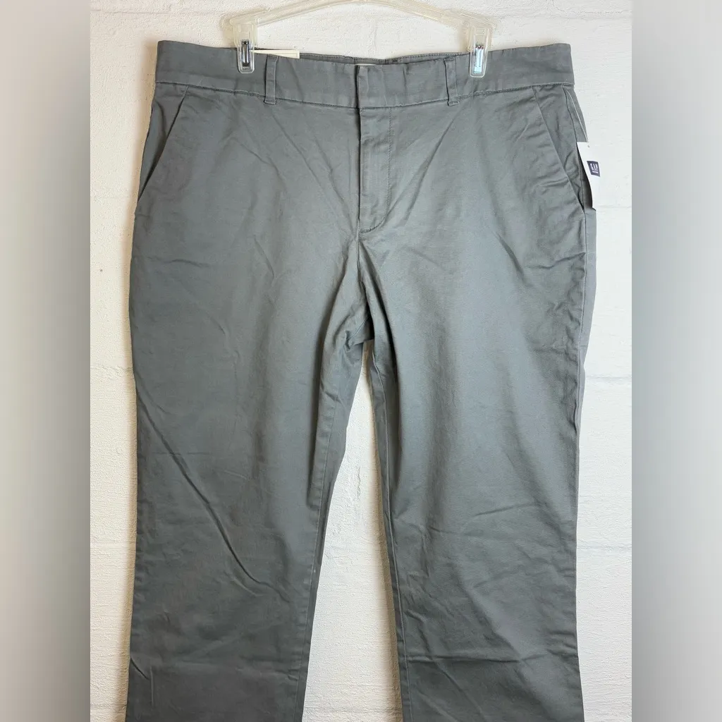 NWT Khakis by GAP Woman’s Grey Business Casual Minimalist Pants Sz 12/31 Regular - Image 2