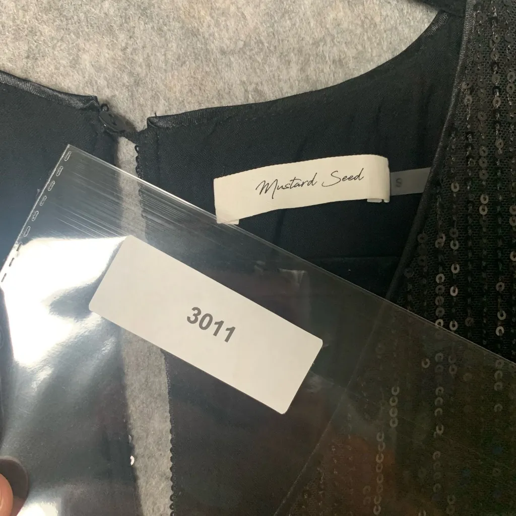 Mustard Seed Women Size Small Black Sequins short sleeve mini dress under shorts - Image 10