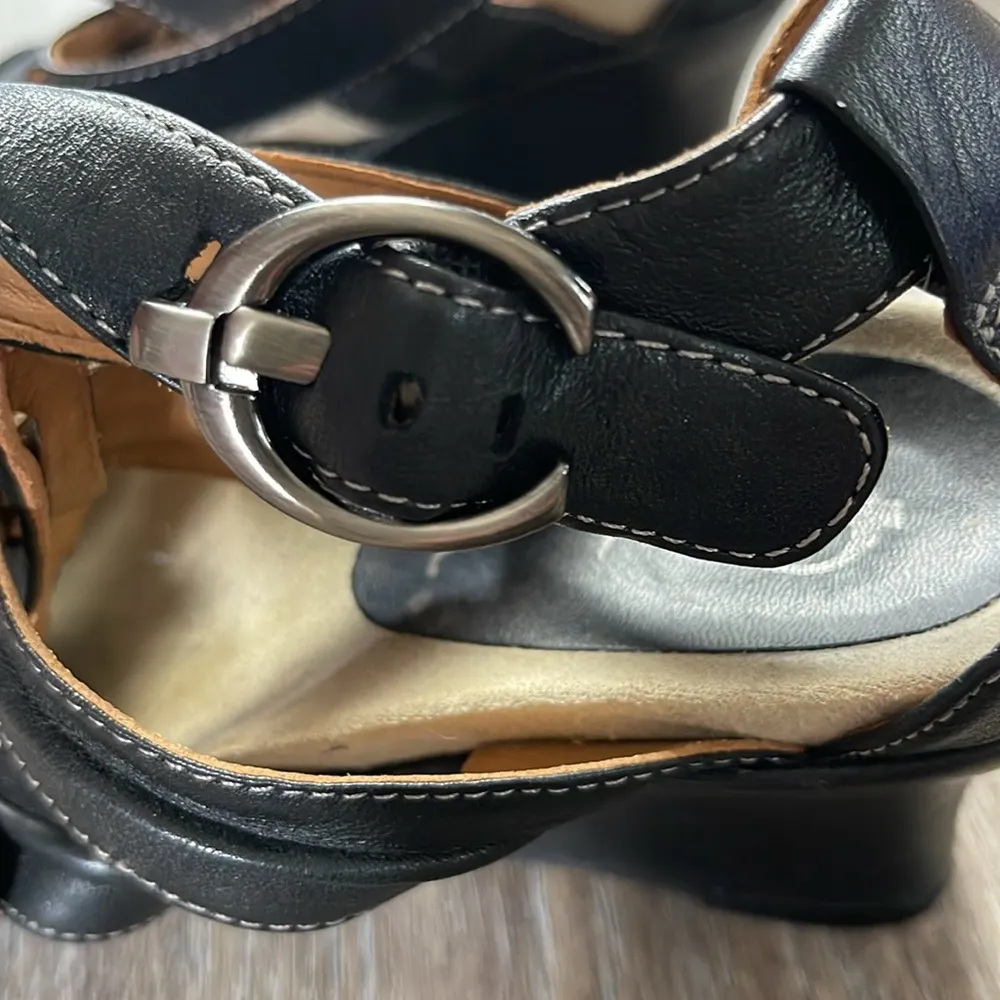 Earthies Leather Strappy Sandals Size 8.5 Black - Image 7