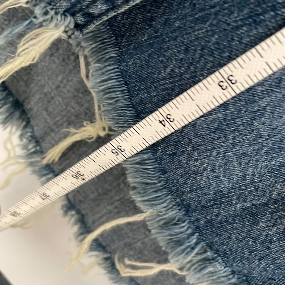 Super cute lucky jean dress a bit longer in the back. Excellent cond worn once Size M - Image 4