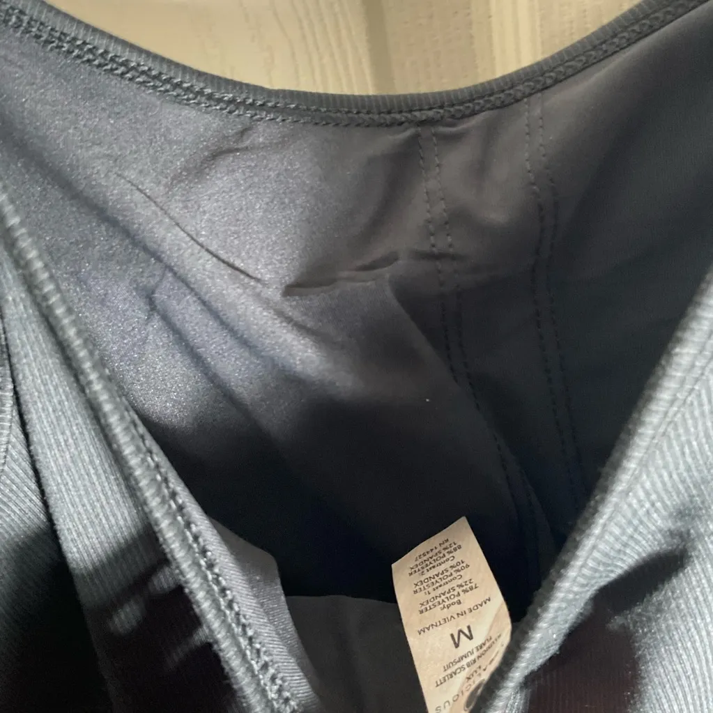 YOGALICIOUS LUX Illusion rib Scarlett FLARE Jumpsuit Size Medium - Image 7