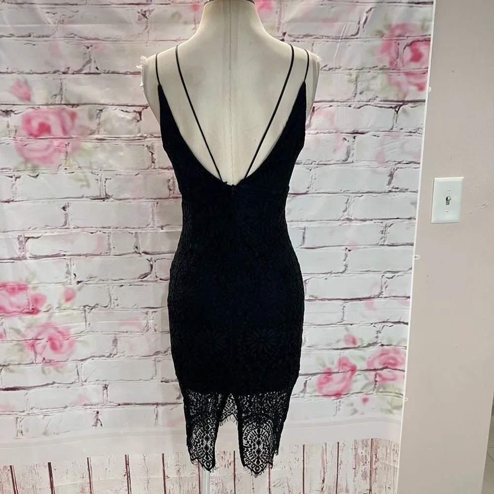 Bardot Women's Sleeveless Laced Floral Scallop Strappy Black Midi Dress Size 4 - Image 9
