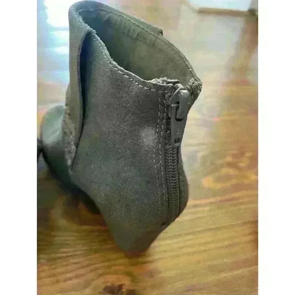 OTBT Robertson Soft Grey Ankle Booties Platforms, size 7 - Image 7