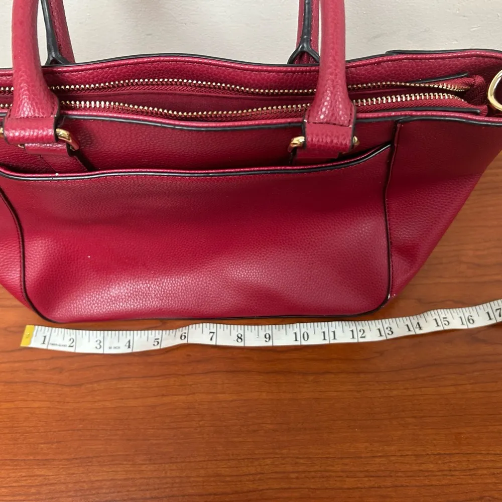 G.H. BASS Vibrant Red Leather Satchel with Structured Design - Image 2