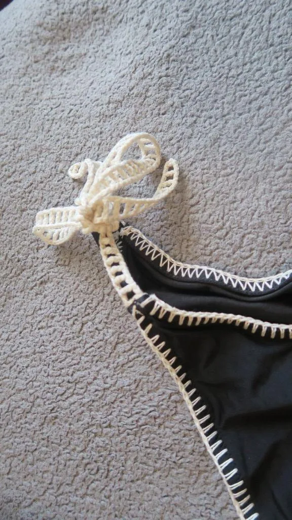 Victoria's Secret crocheted swimsuit bottoms in black and off white size XL. - Image 2