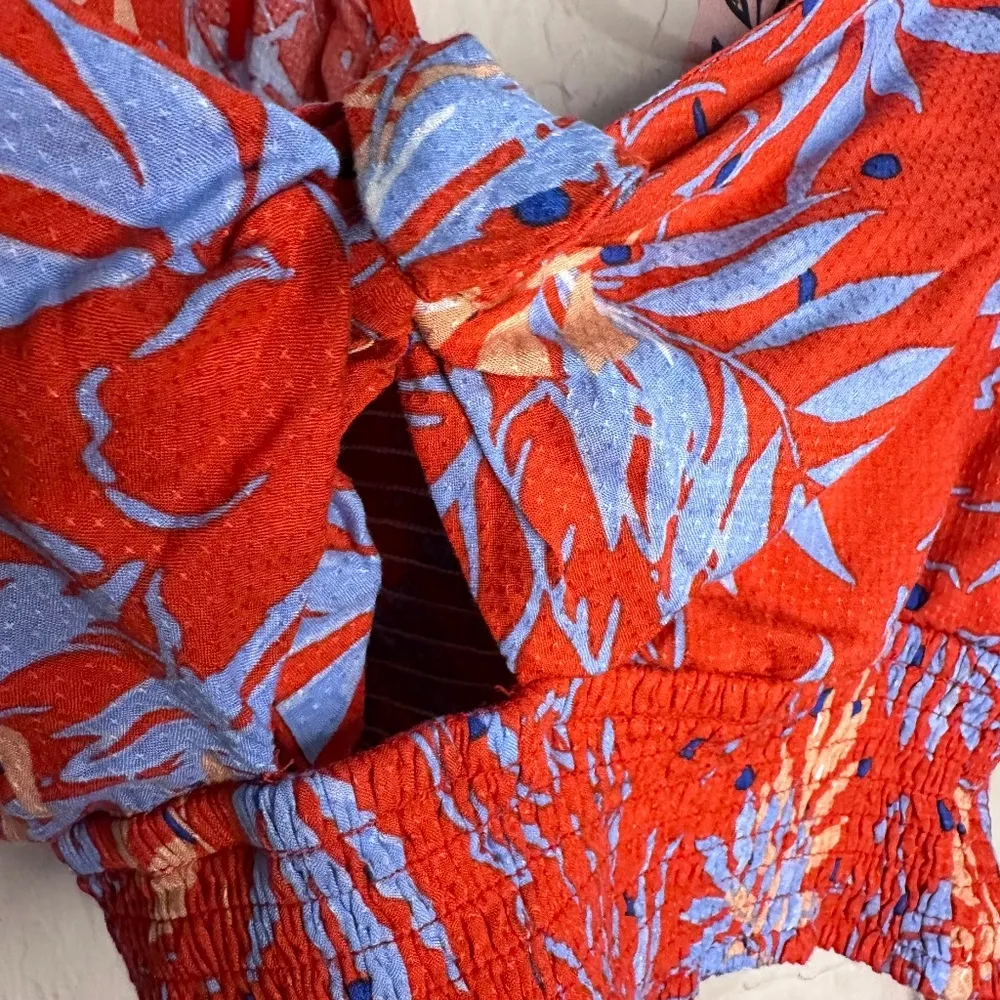 Lost + Wander 64. NWOT Still On Vacay SMOCK TOP MEDIUM / PTP:15" /LENGTH:9" - Image 9