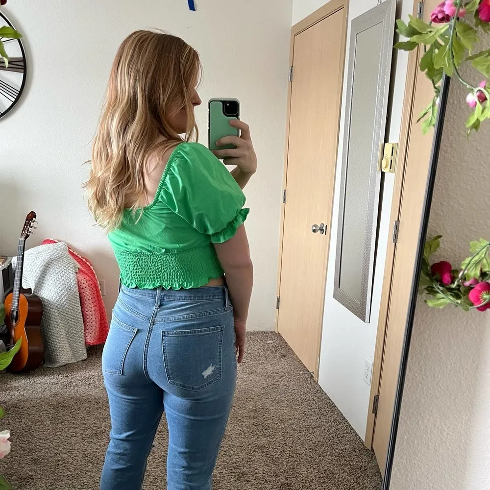 TopShop Green Smocked Crop Top - Image 4