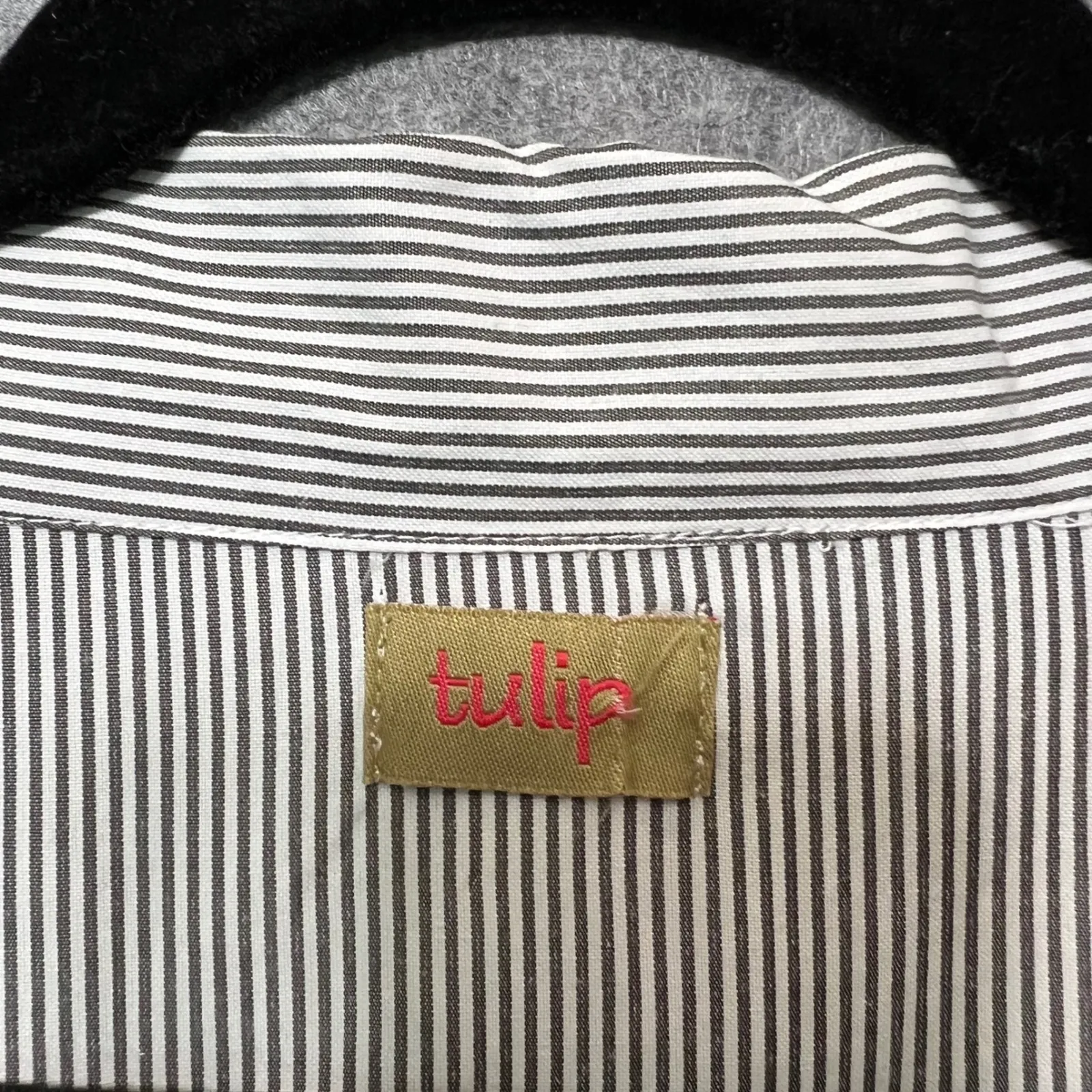 Tulip Striped Button Front Shirt Top L Black White Tiered Pockets Long Sleeve Size L - Image 2