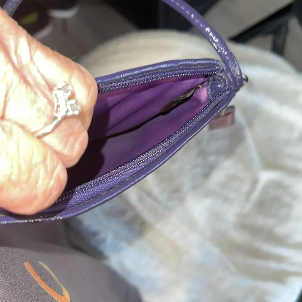 Coach Plaid Wristlet poppy shimmering. Stripes - Image 4