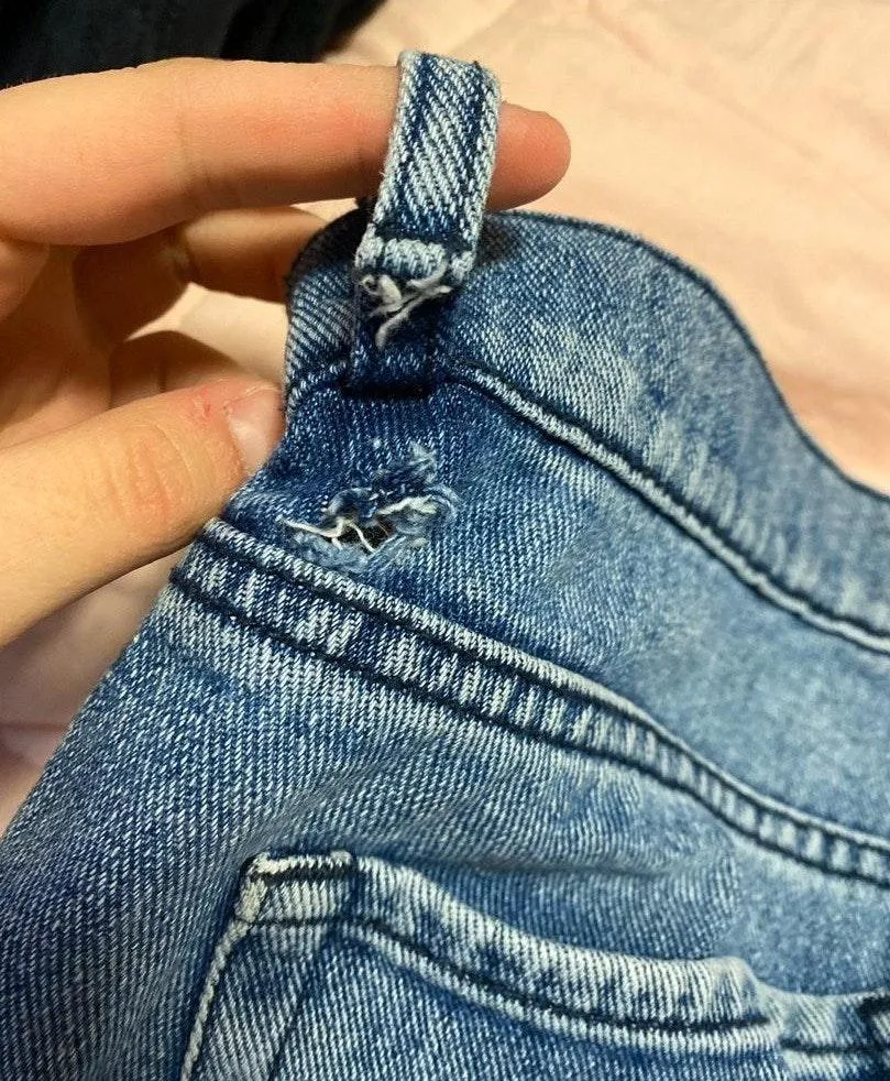 Brandy Melville Ripped Jeans - Image 4