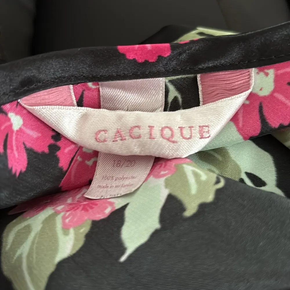 Floral Black Lace Trim Long Satin Nightgown Sz 18/20 Black and Pink SEXY - Image 6