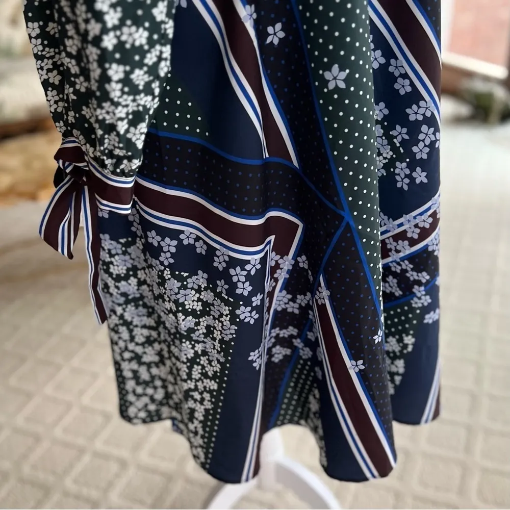 Eloquii Dress Green Blue Print Floral V-Neck Size 18 Long Sleeve Party Garden - Image 14