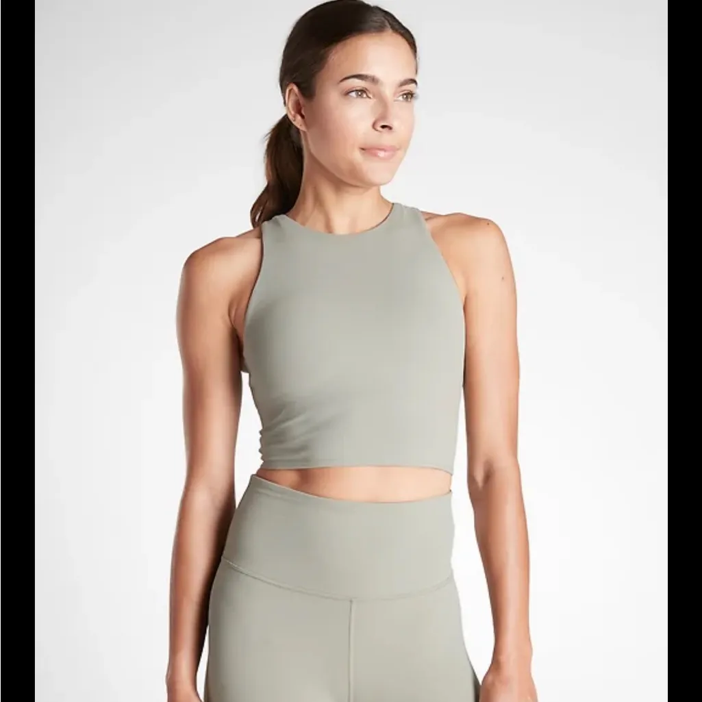 Athleta Conscious Crop Top Sage sz M - Image 6