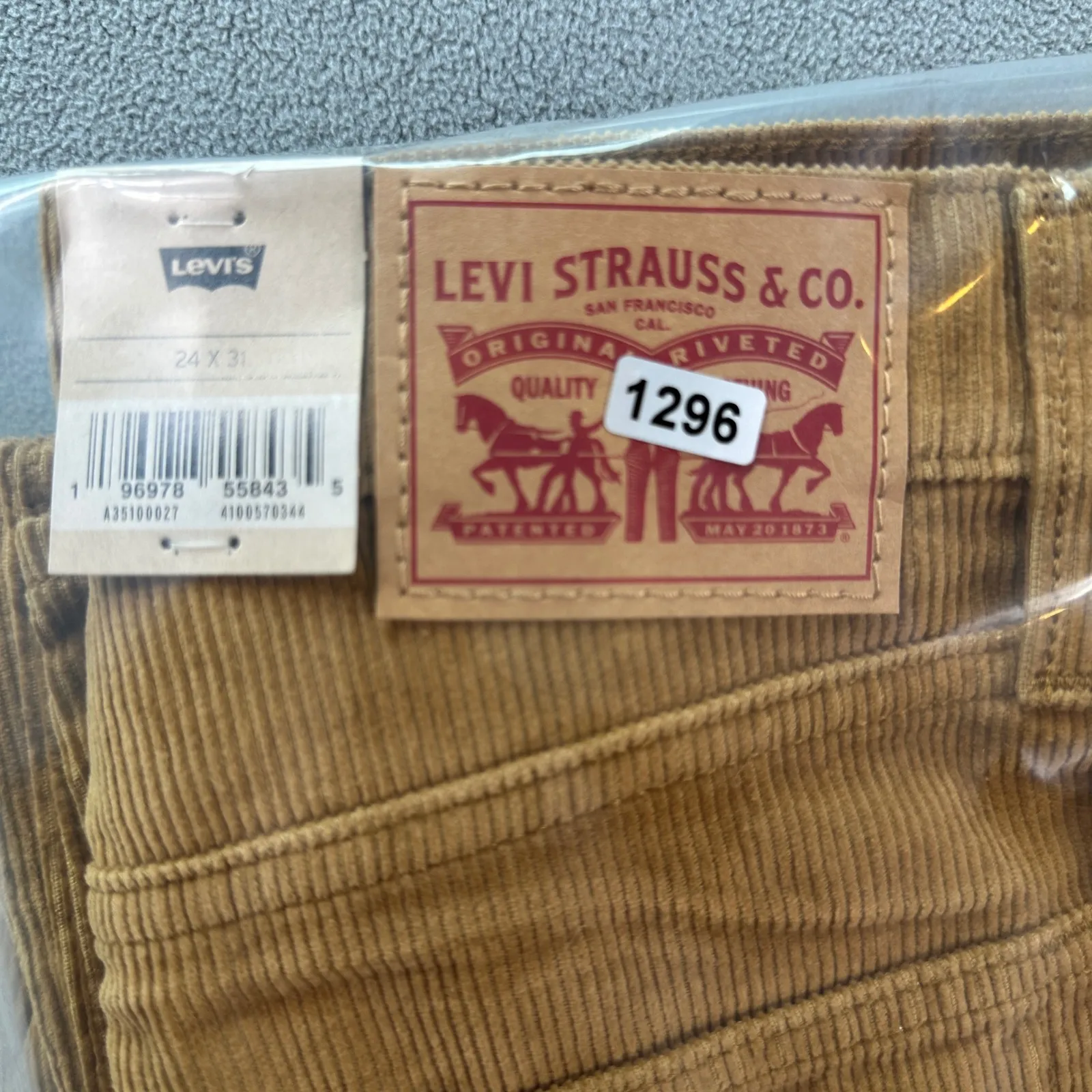 NWT Levis 94 Baggy Corduroy Jeans Womens 24x31 Brown Pants Mid Rise Straight Leg - Image 9