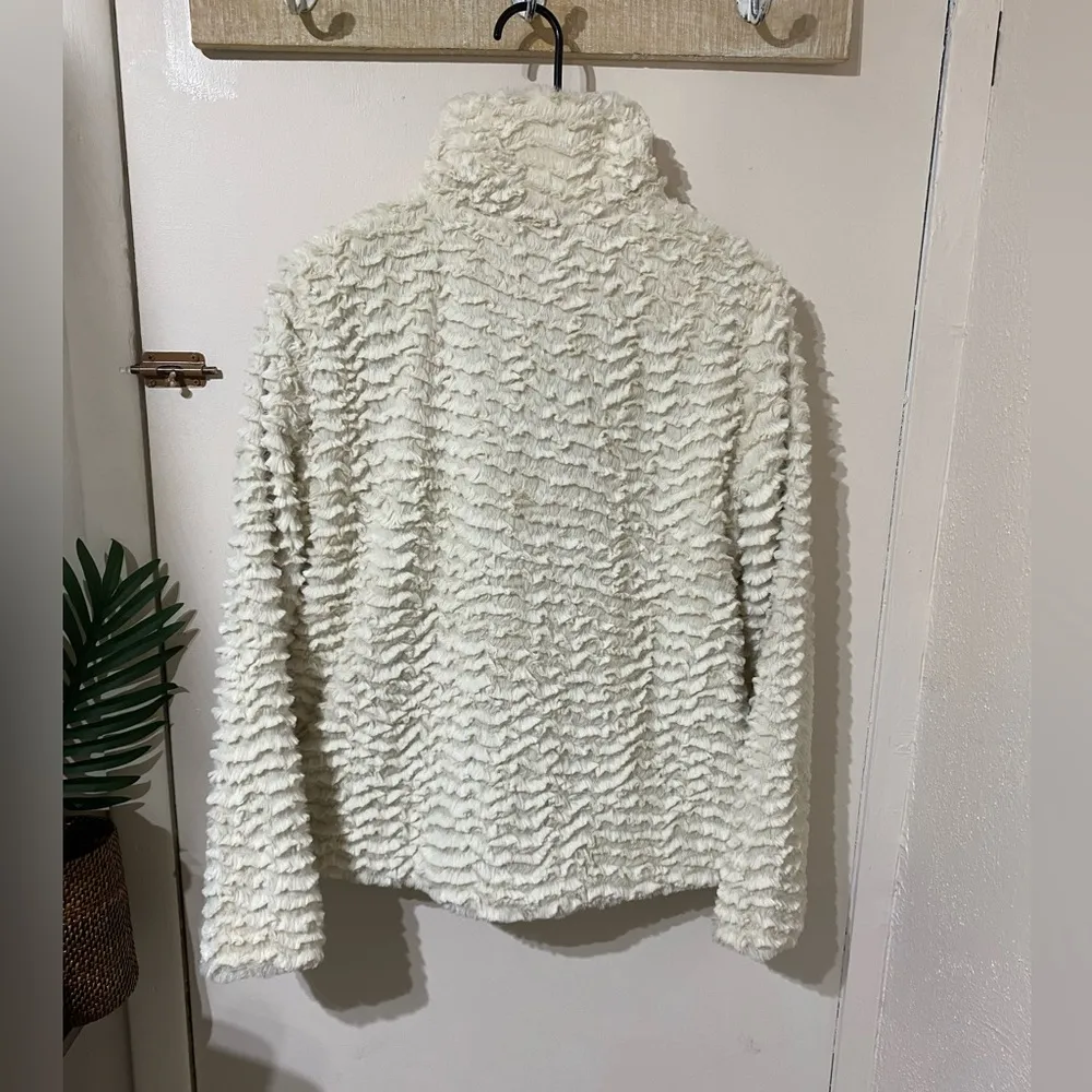 Patagonia Pelage Fleece Jacket Cream Size Medium - Image 7