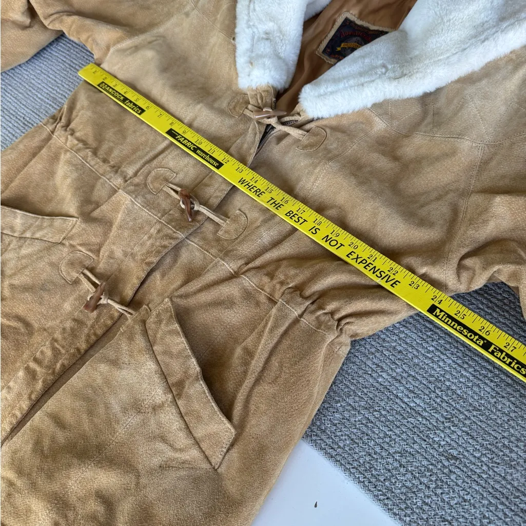 Vintage Wilson’s Tan Suede Leather Anorak Drawstring Jacket Faux Fur Hood Large - Image 6