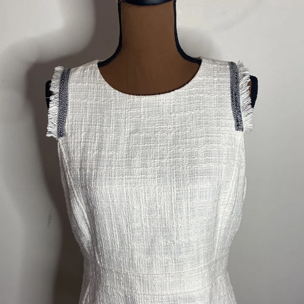 J Crew sheath dress in textured tweed with contrast fringe trim ivory size 12 - Image 5