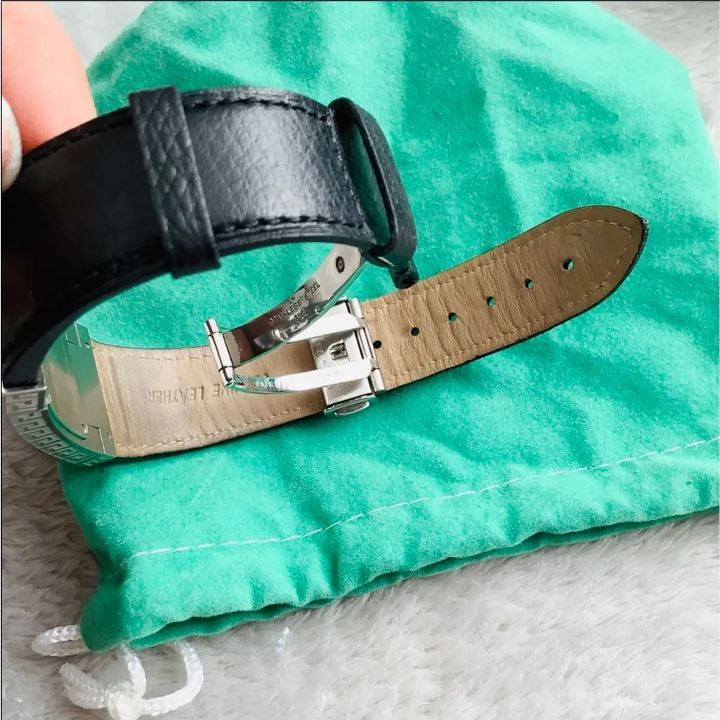 Ladies VERSACE wristwatch 💖AUTHENTIC 💖 - Image 12