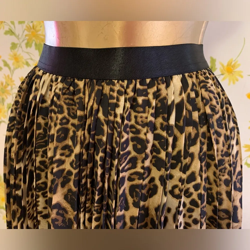 animal print elastic waist midi skirt size Large - Image 3