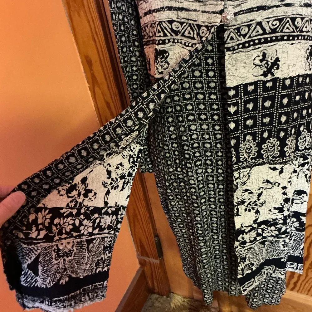 Vtg 80s mixed floral print layered dress Black Size M - Image 4