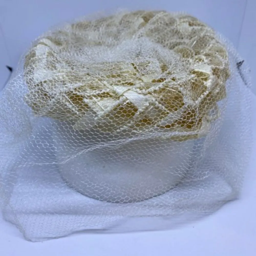 Vintage Cream & White Hat with Mesh - Image 3