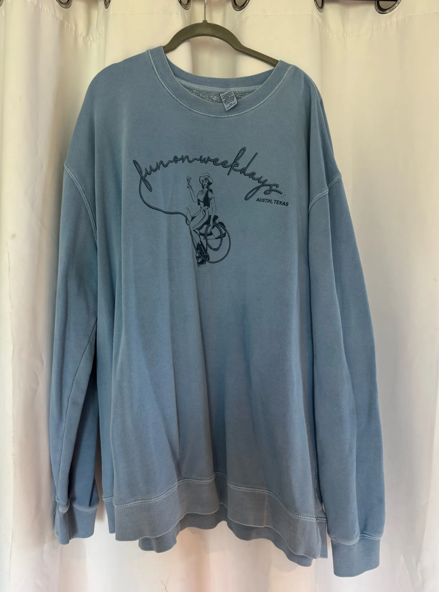2XL Fun On Weekdays Blue Sweatshirt Size XXL - Image 2