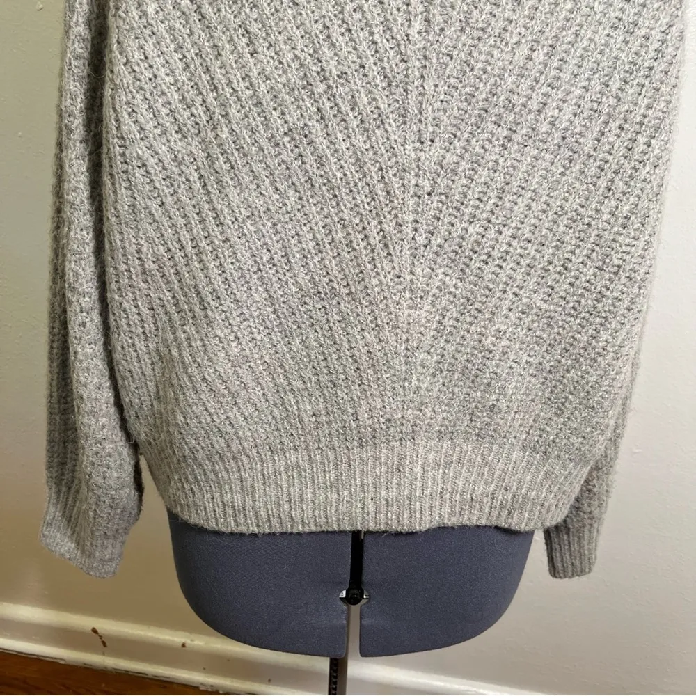 Leith Crewneck Oversized Chunky Sweater Light Gray - Image 10