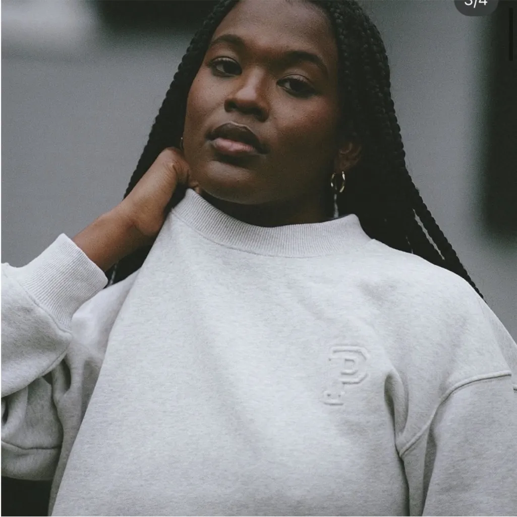 Parke Grey Embossed P Mock Neck Sweatshirt Gray Size M - Image 2