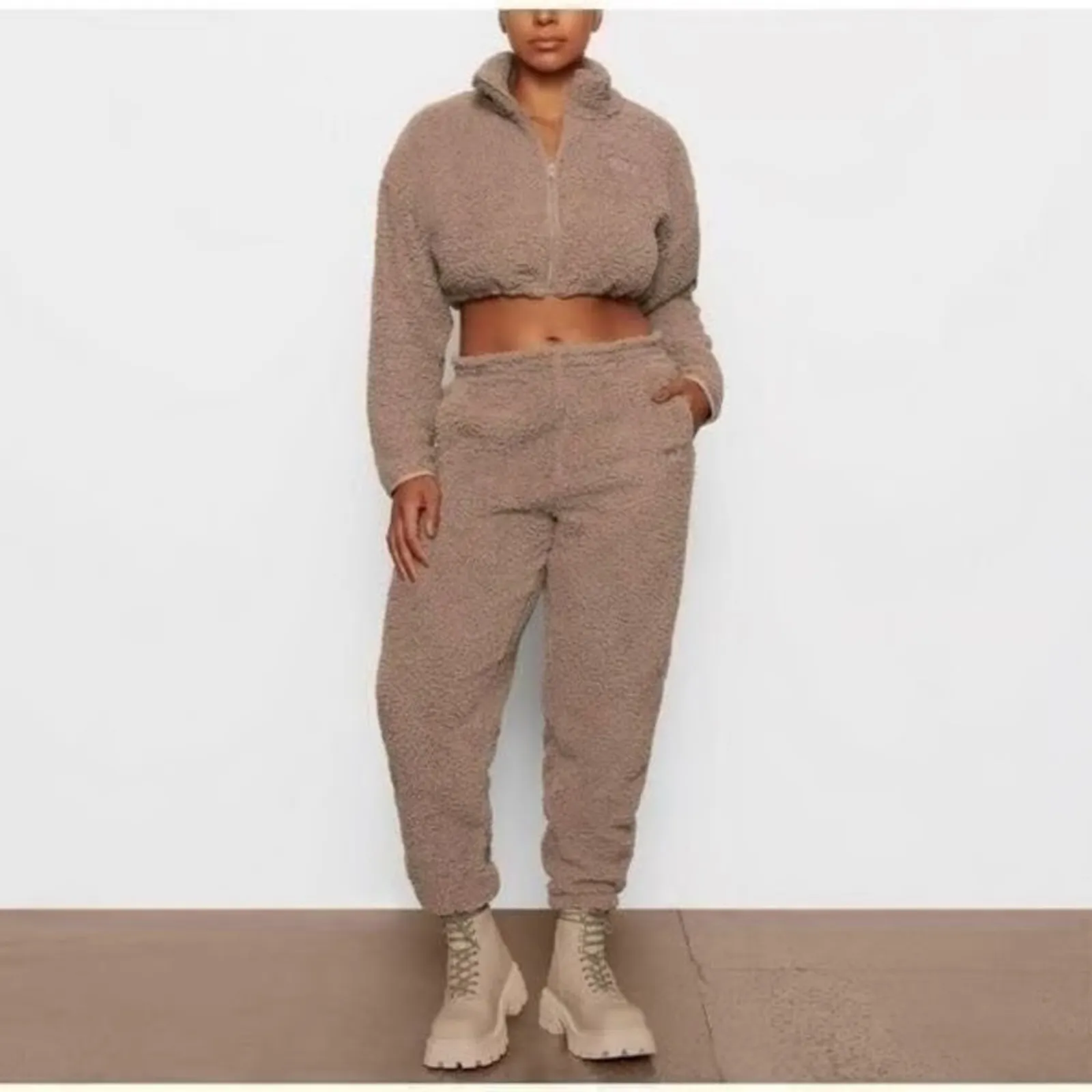 NEW Skims Teddy High Pile Fleece Sherpa Joggers in Desert Brown Womens XS - Image 2