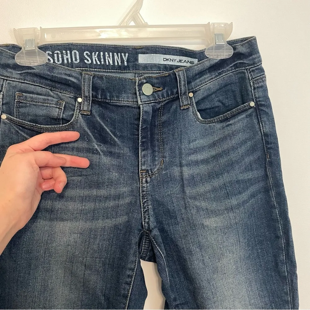 DKNY JEANS Soho Skinny Crop Jean Medium Wash Distressed Cropped Ankle Length ish - Image 15