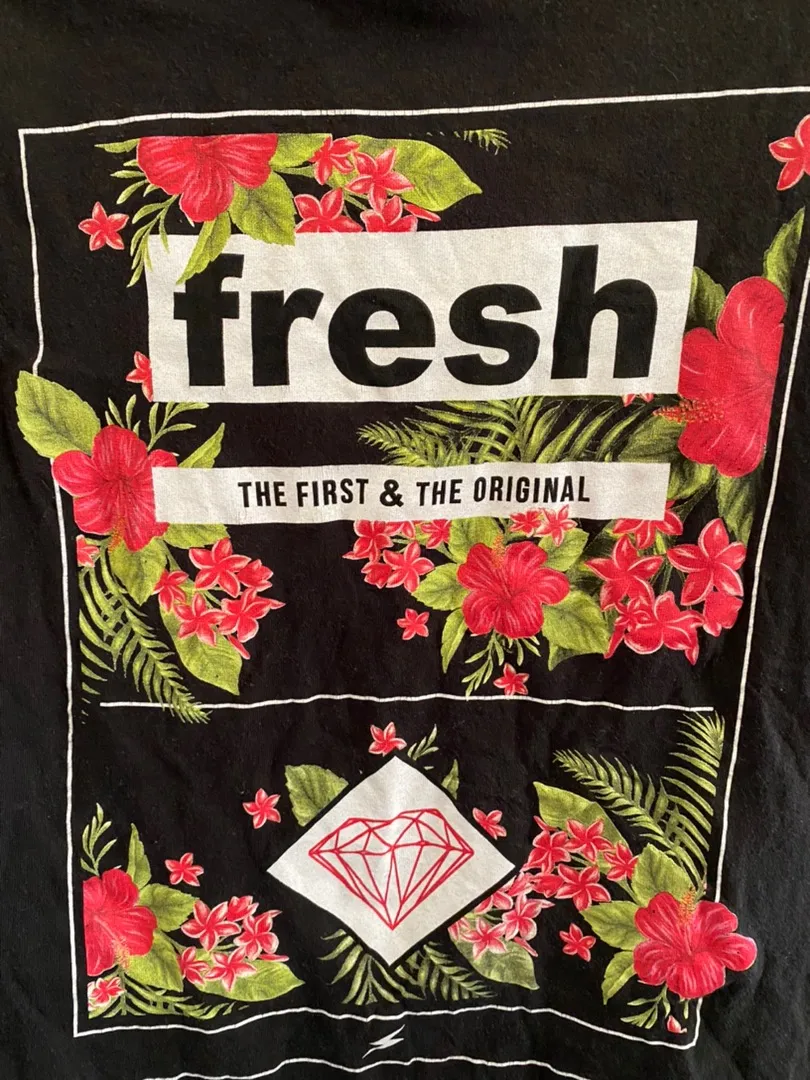 Fresh Flower The Young And Wild Tee M Size M - Image 4