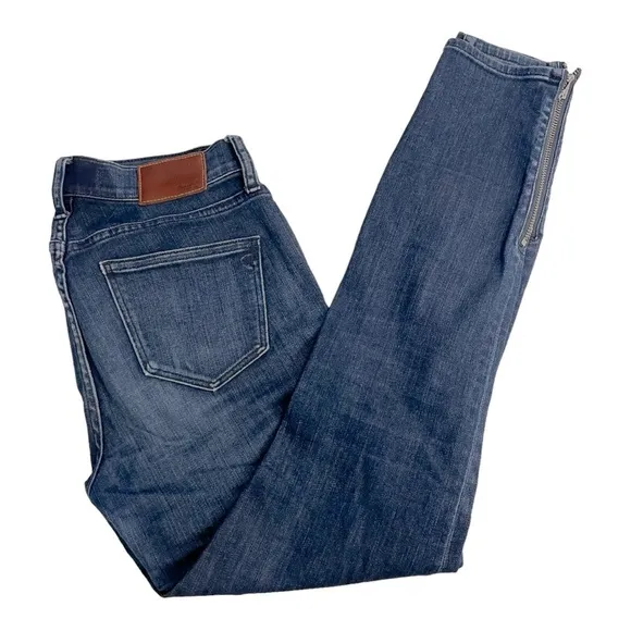 Madewell Women's Skinny
Skinny Blue Denim Jeans Size
27 Zipper On Leg Mid Rise - Image 2