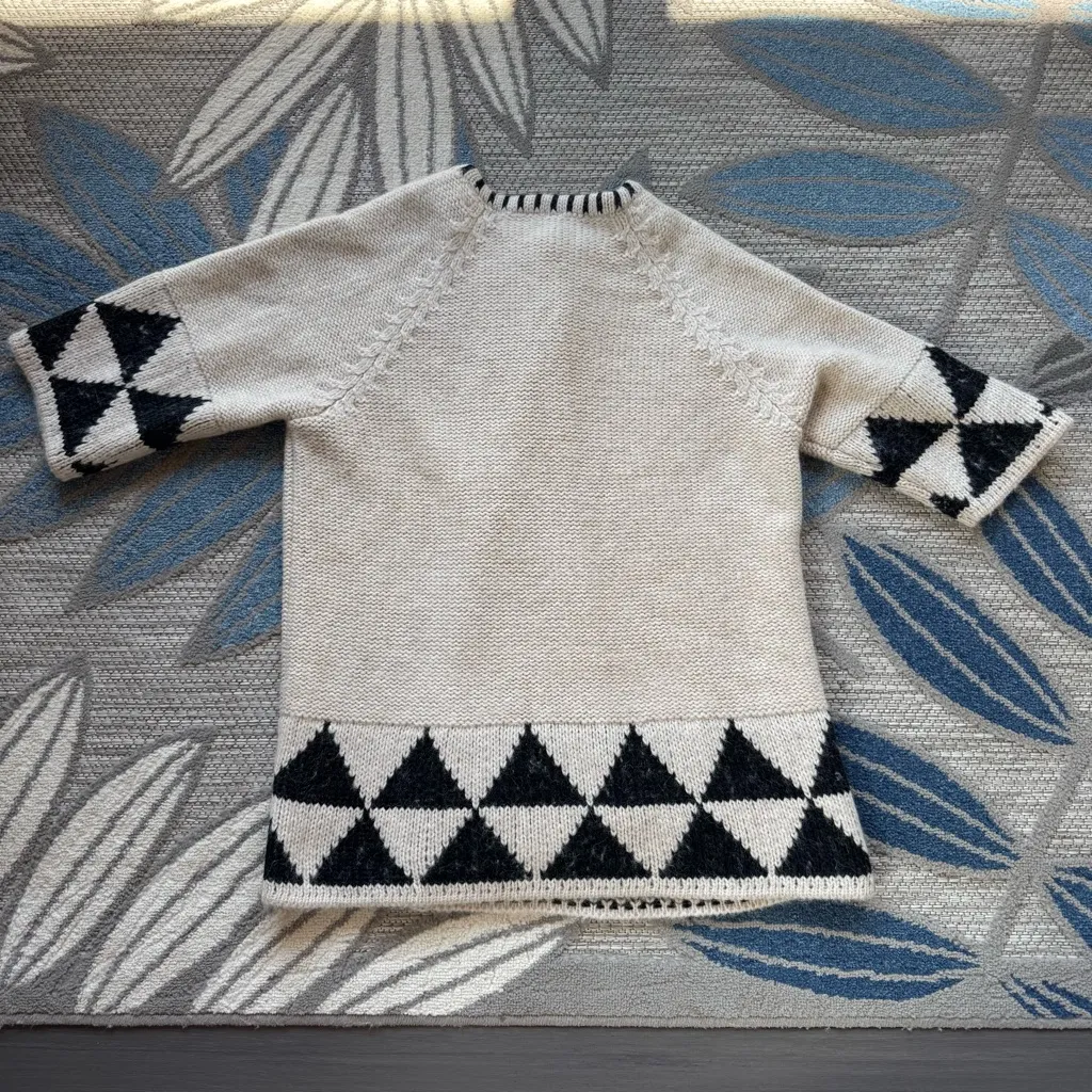 Hanna Andersson Love,Hanna Baby Alpaca Cream/Black Triangle Cardigan Size Medium Black - Image 2